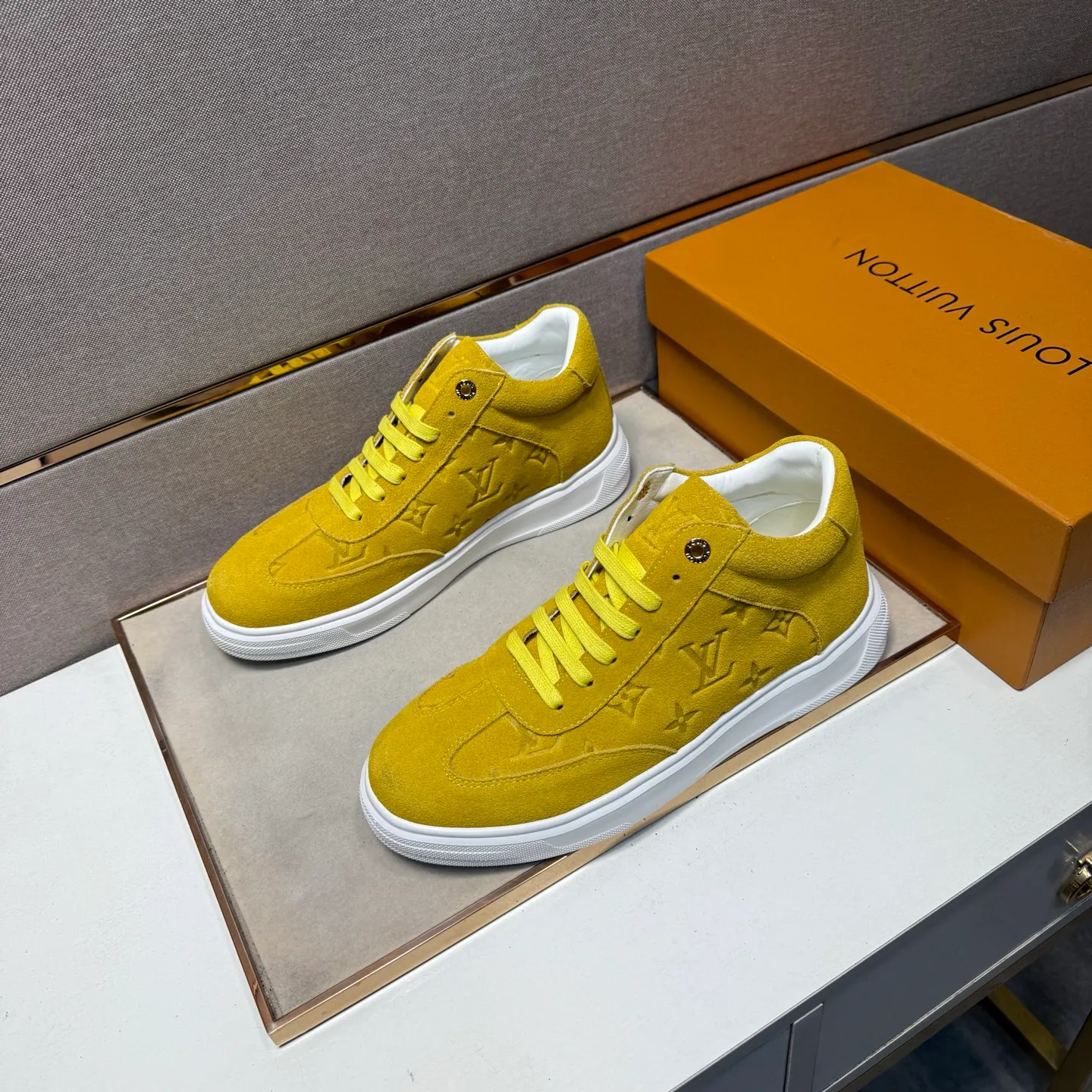 Men's men's shoes 💰pp420 [LV～] Men's casual shoes 2025z cabinet sales simultaneously 🔶Size: 38-44#️⃣ 🔷3 colors🔜The upper is made of multi-material splicing ➕Genuine leather lining, comfortable and breathable, sole: original comfortable and wear-resistant outsole, ⚠️real thing📱photographed🎬real thing is better📢📢📢